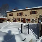 Проживание в семье D'hote La Fessille Piscine Et 2 Personnes Fayet-Ronaye