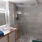 D'hote La Fessille Piscine Et 2 Personnes Проживание в семье *