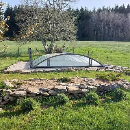 D'hote La Fessille Piscine Et 2 Personnes Homestay szállás Fayet-Ronaye