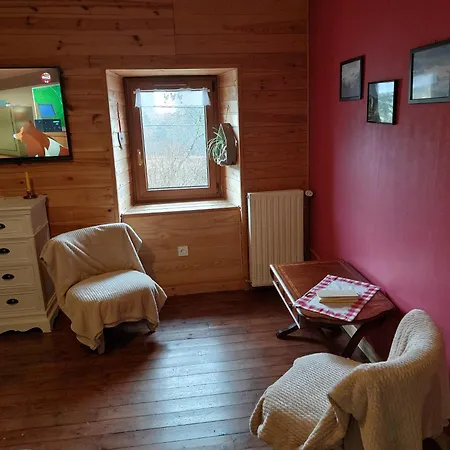 Rum i privatbostad D'hote La Fessille Piscine Et 2 Personnes *