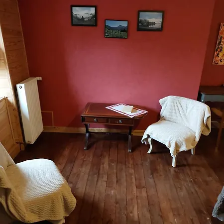 D'hote La Fessille Piscine Et 2 Personnes Rum i privatbostad