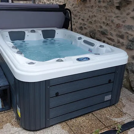 D'hote La Fessille Piscine Et 2 Personnes Homestay szállás Fayet-Ronaye
