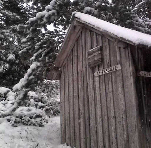 D'hote La Fessille Piscine Et 2 Personnes منزل للإقامة