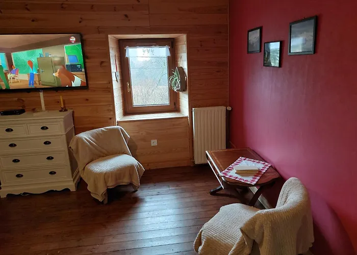 منزل للإقامة D'hote La Fessille Piscine Et 2 Personnes *