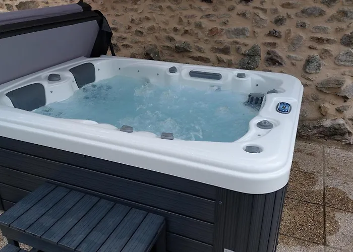 منزل للإقامة D'hote La Fessille Piscine Et 2 Personnes Fayet-Ronaye